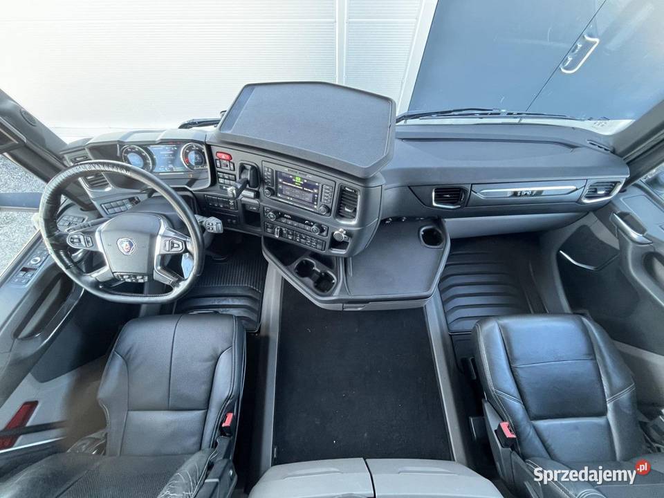 Scania R 540 B8x4NB Rama do zabudowy kab radio / CD Kraków