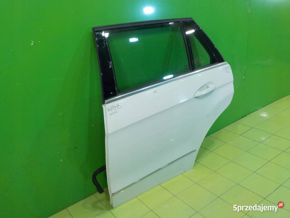 MERCEDES E W212 22 CDI 11r KOMBI drzwi lewe tyl Suków
