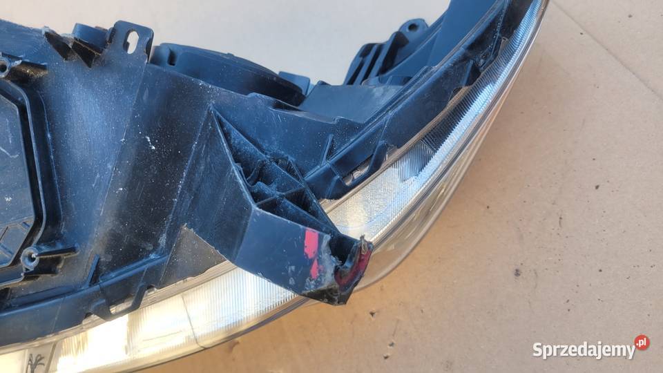 TOYOTA SIENNA PRAWY REFLEKTOR LAMPA PRAWA PRZOD śląskie Ruda Śląska sprzedam