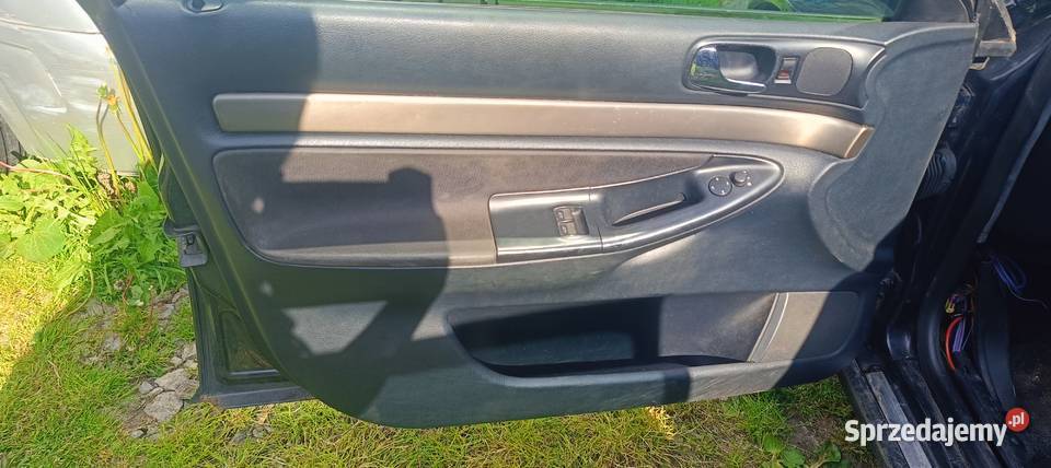 Boczki Tapicerki Komplet Audi A4 B5 a30 osobowe śląskie Myszków