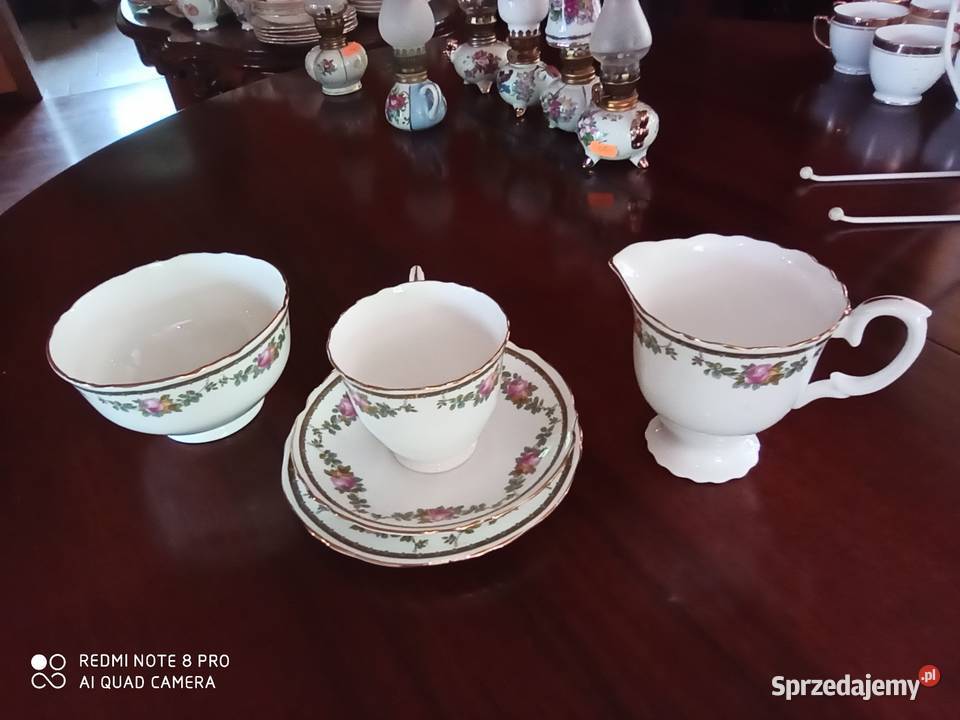 Filiżanka z talerzykiem deserowym
Made in pomorskie