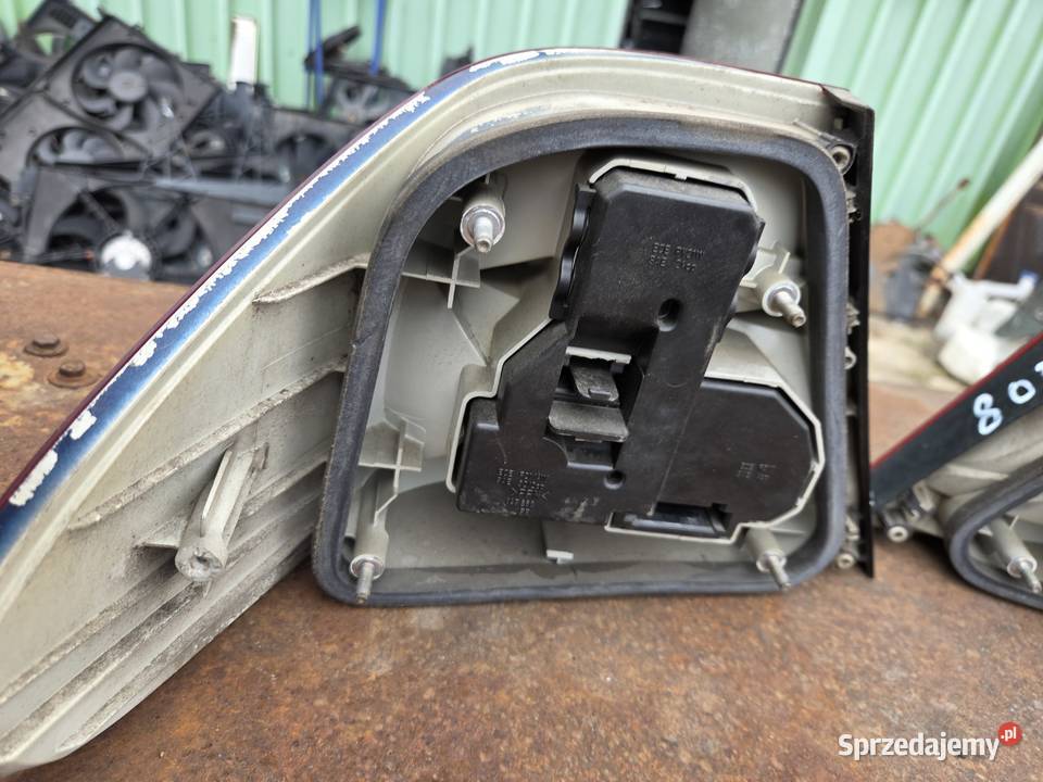 Tylne lampy Mercedes CLK w208 osobowe mazowieckie Łagów sprzedam