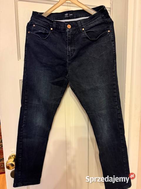 Jeansy męskie 3232 Carry czarne z przetarciami śląskie sprzedam