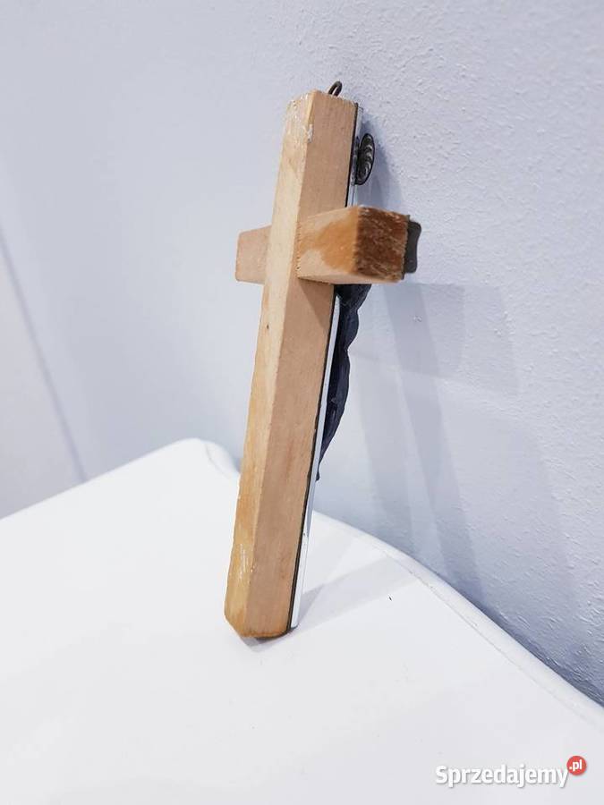 Drewniany ścienny krzyżyk Dąbrowa Górnicza