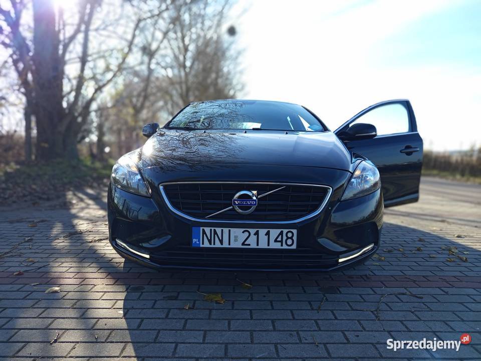 Sprzedam Volvo V40 D4 moc 190 dynamiczne i Hatchback Nidzica