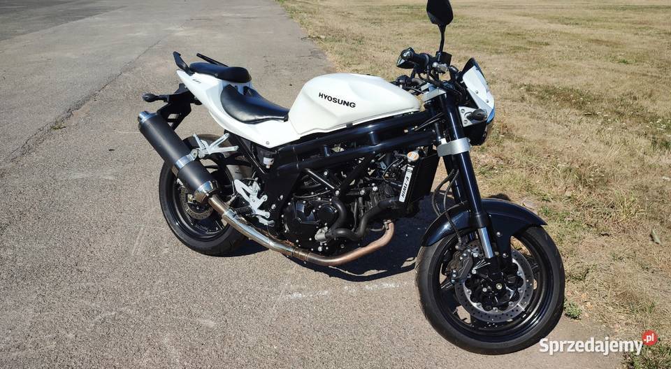 Hyosung Comet GT650 naked Swarzędz