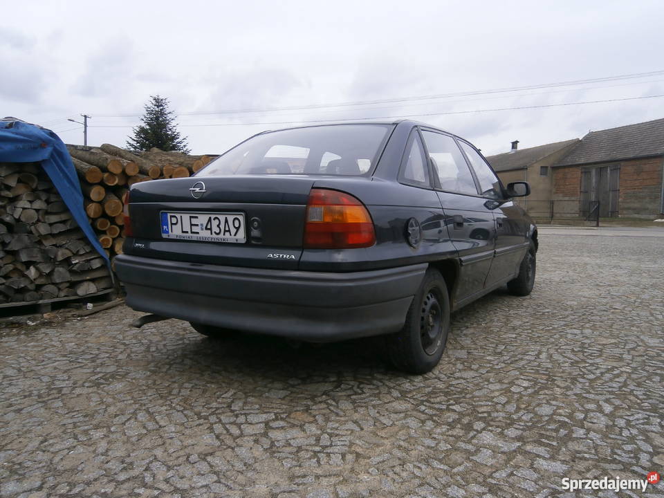Opel Astra F 14 8v LPG alufelgi okazja sprawny Leszno