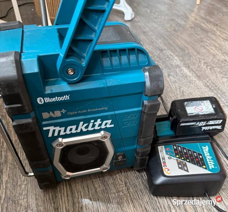 Radio Makita 112