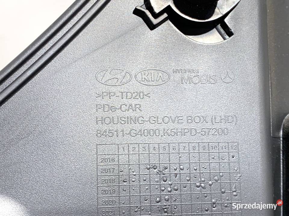 SCHOWEK PASAŻERA HYUNDAI i30 Kombi 84511G4000 sprzedam