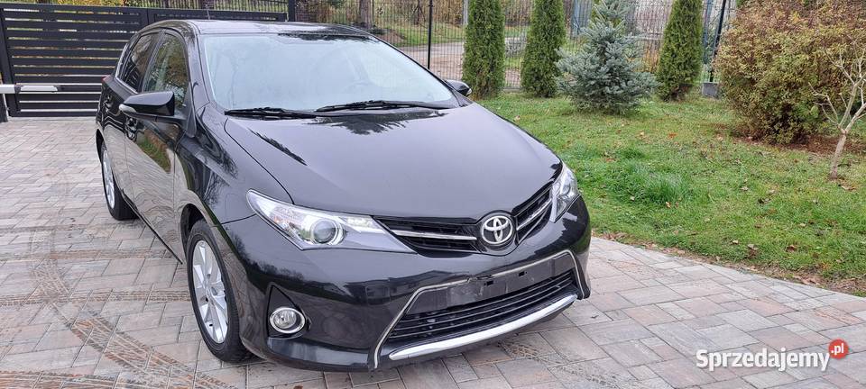 Auris 13 bezyna Wieliczka