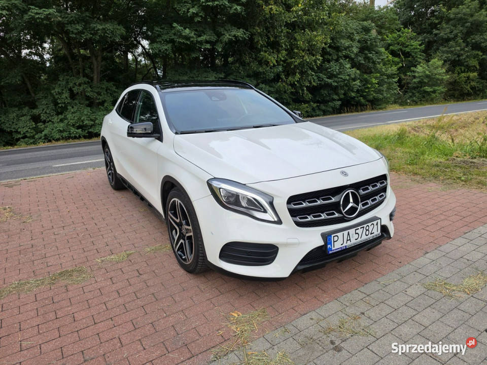 Mercedes GLA 220 Mercedes GLA 220 4 Matic pakiet szyberdach Cielcza