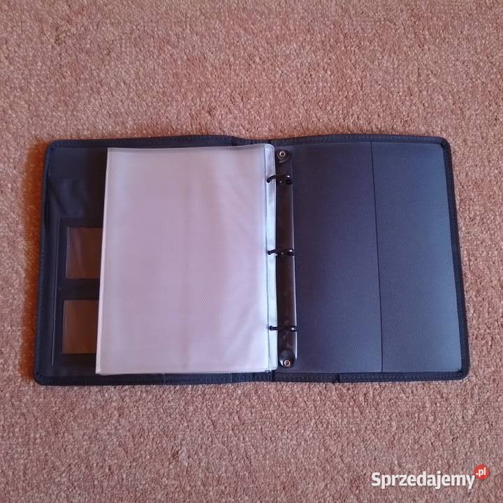 Oryginalne etui okładka futerał Toyota do Wyszków