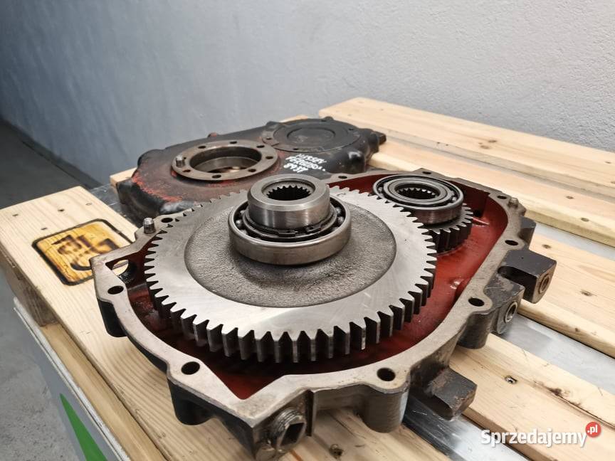 Massey Ferguson 8937 Reduktor Wilkowo sprzedam