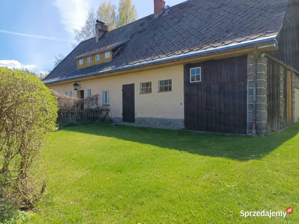 Klimatyczny dom w Karkonoszach z dużą działką Zachełmie sprzedam