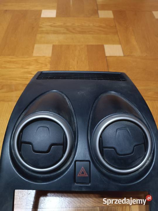 Nissan Qashqai j10 panel środkowy kratka Głogów Małopolski