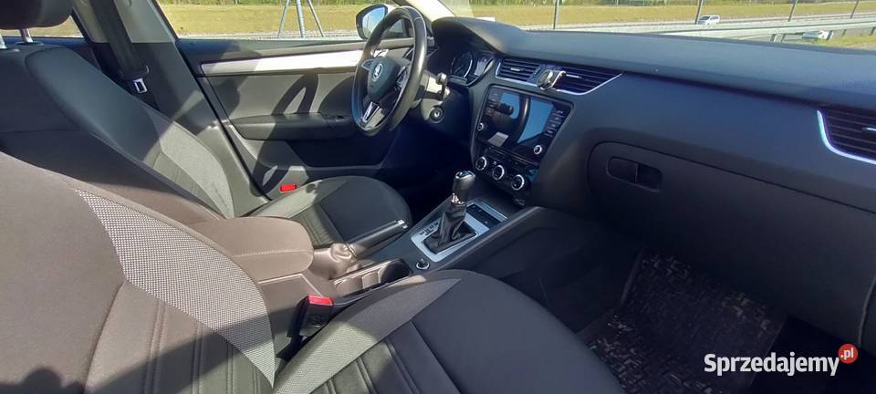 SKODA OCTAVIA KOMBI 2020 15 TSI DSG BEZWYPADKOWY Pabianice