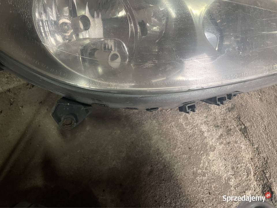 Lampy przód peugeot 307 osobowe wielkopolskie Szamocin