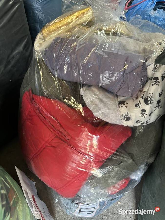 Odzież Używana Niesort Zbierana Na Terenie Łochów