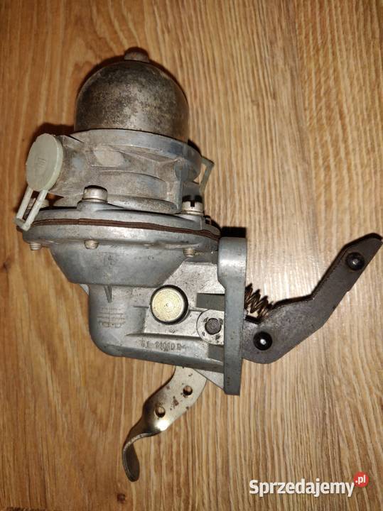 Oryginalna mechaniczna pompka paliwa Fiat 126p Wólka Brzózka