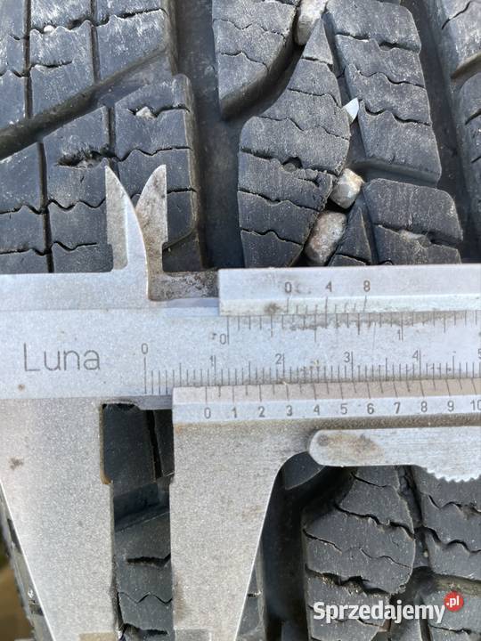 Opony zimowe 205 65 16c Goodyear Łużna