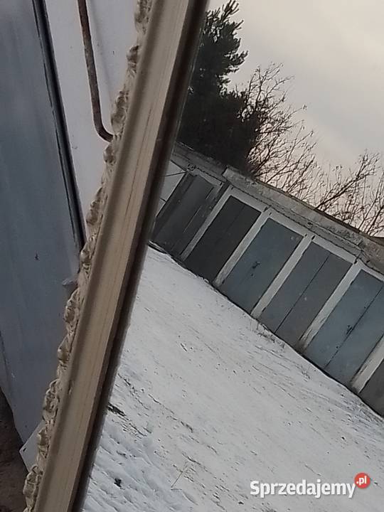Piękne duże lustro w złotej ramie z okresu PRL Lustra Wyposażenie wnętrz sprzedam