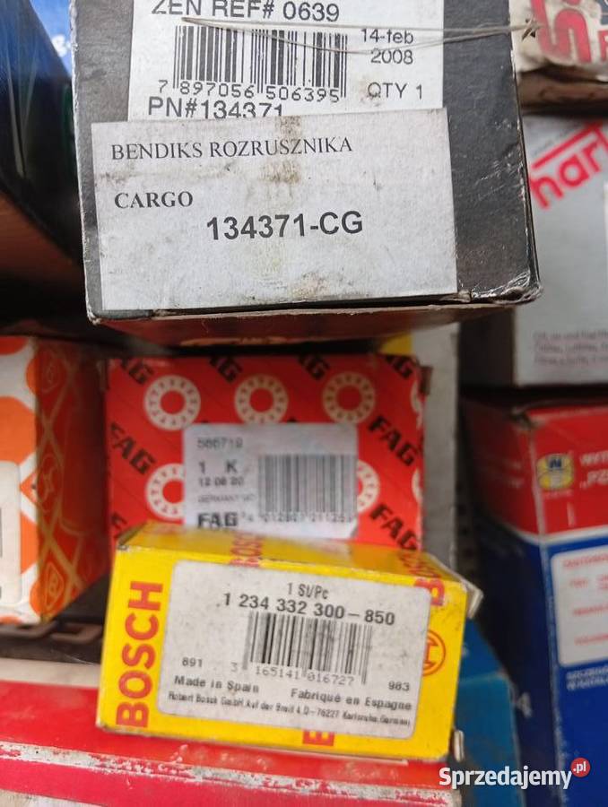 Sporo części samochodowych Dąbrowa Zielona