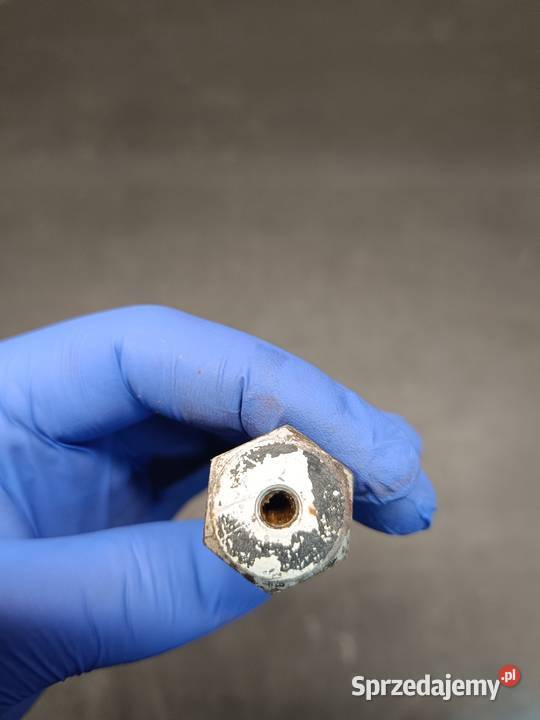 Śruba oś ośka kiwaka kołyski części Yamaha DT