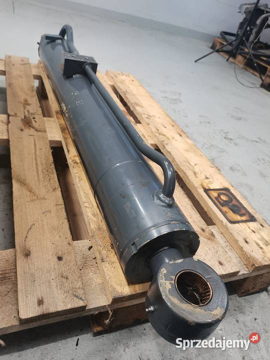 Cylinder hydrauliczny podnoszenia teleskopa Wilkowo