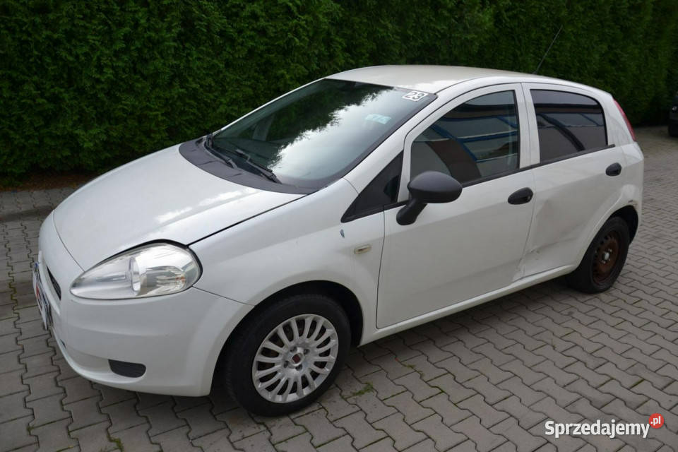 Fiat Grande Punto 12 benzyna 70 NISKI PRZEBIEG Kęty