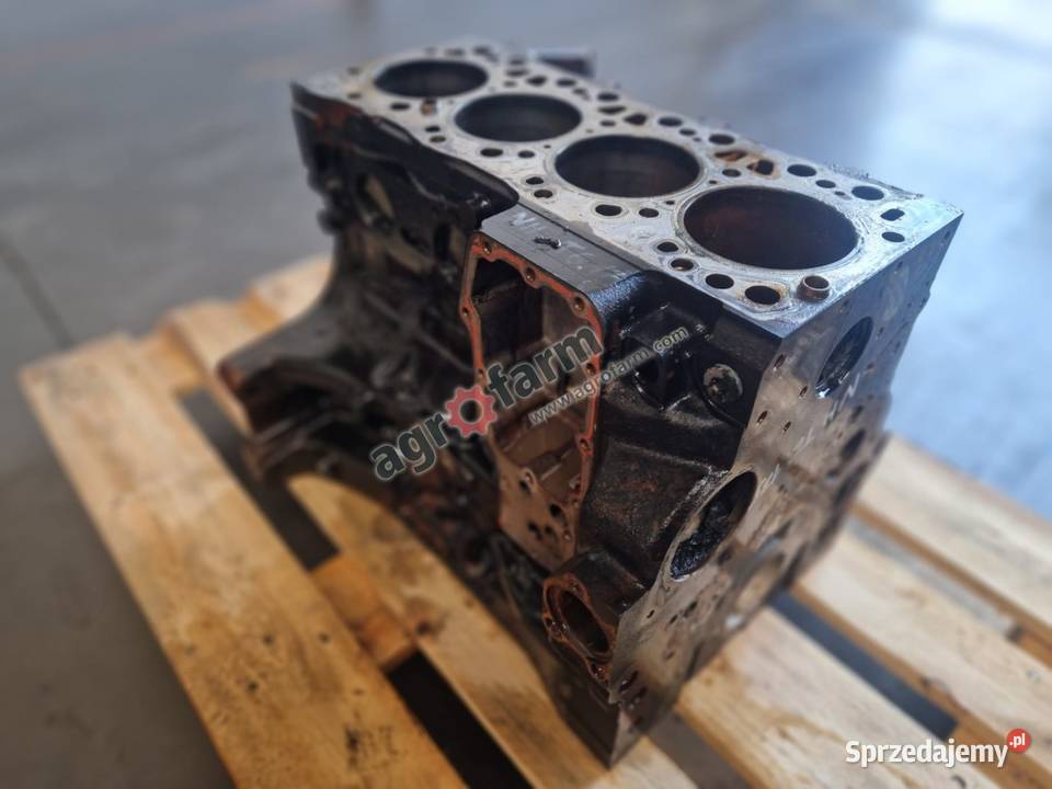 Blok silnika Holland T6175 T6125 T6145 sprzedam
