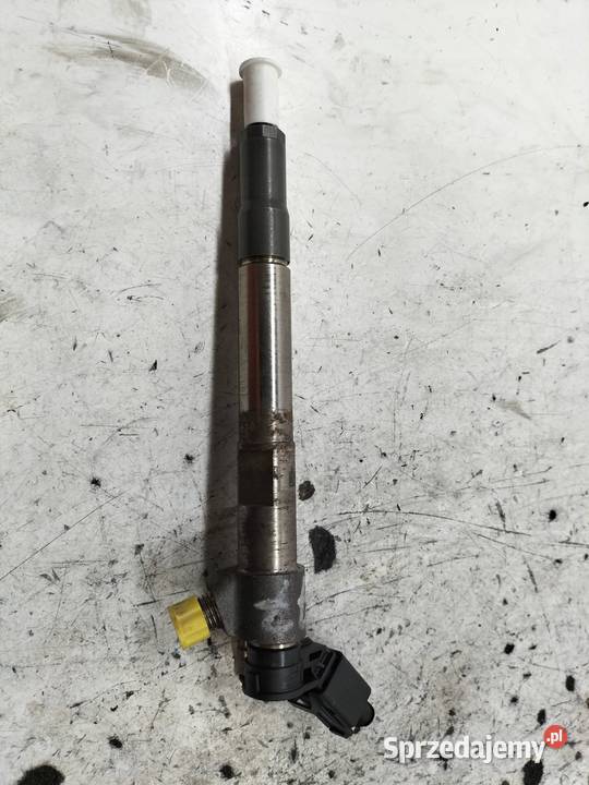 WTRYSKIWACZ 338002U000 16 CRDI Hyundai i30 III