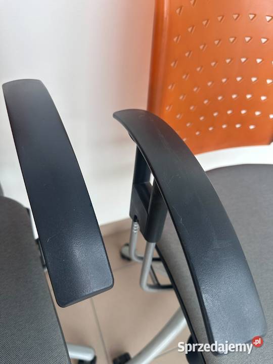 12 ergonomicznych foteli biurowych SITAG solidne Wrocław sprzedam