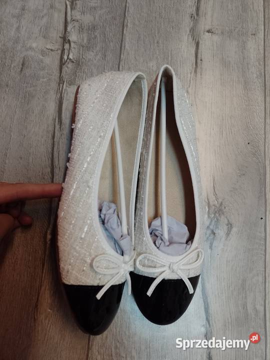 41 Ekskluzywne biało czarne baleriny wieczorowe małopolskie Kraków sprzedam