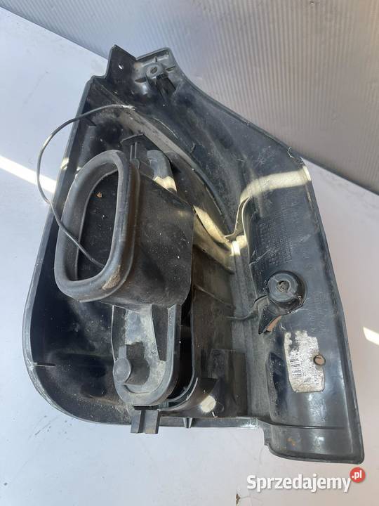 RENAULT ESPACE 3 PRAWA LAMPA TYŁ wielkopolskie Ostroróg