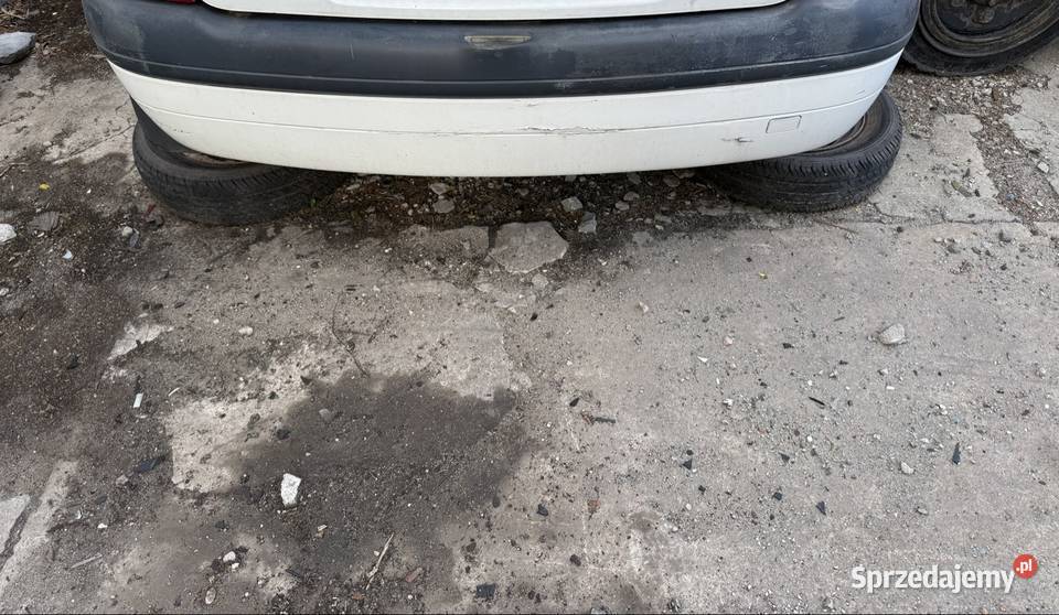 zderzak tył tylni Renault Clio II 15 dci Ostrów Wielkopolski sprzedam