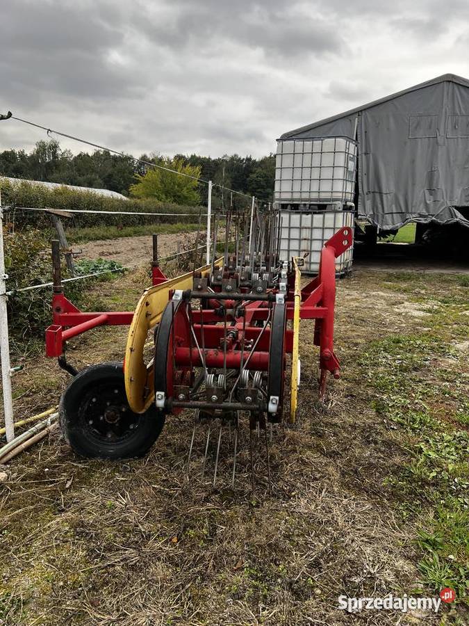 Przewracarka pasowa do siana Zgrabiarki i przetrząsacze Wygoda