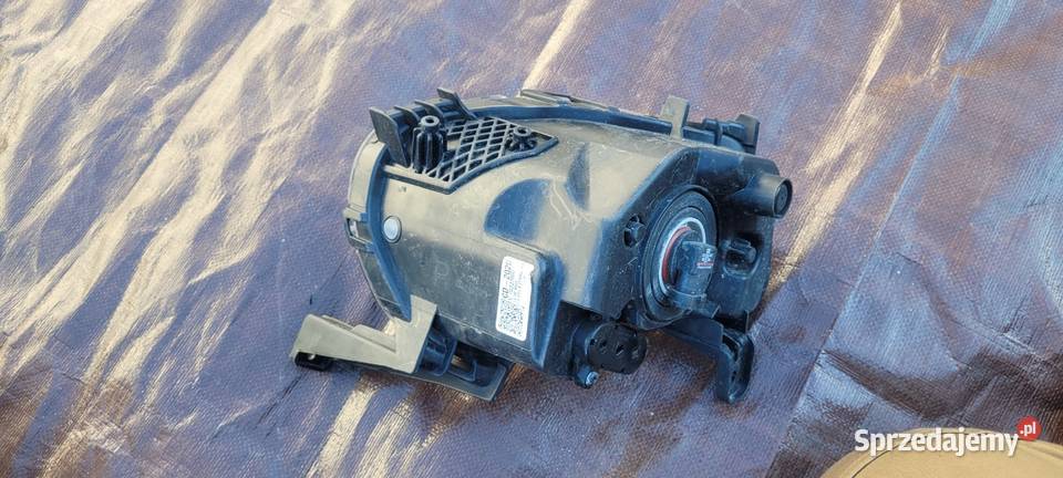 KIA CEED III 3 HALOGEN PRZEDNI PRAWY osobowe