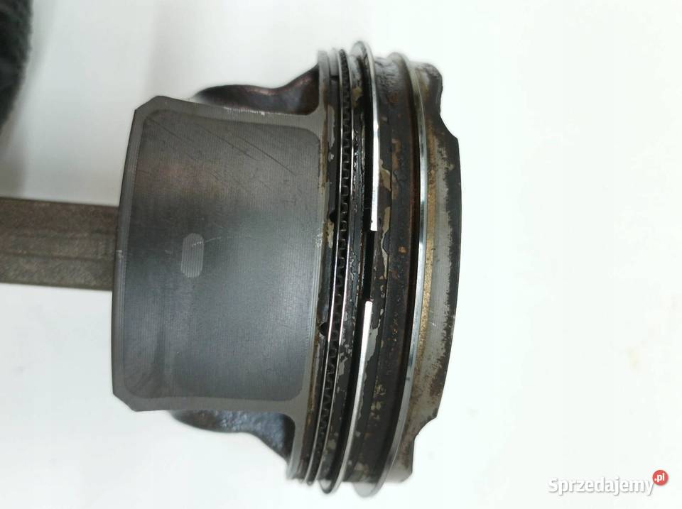 TŁOK KORBOWÓD 0822L8 25RA 20 T Volvo S60 III Blok silnika