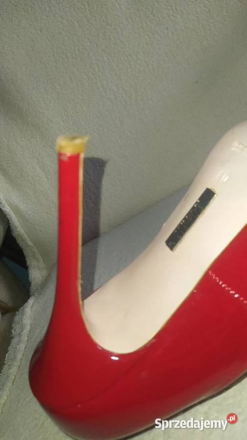 Ekskluzywne nowe czerwone wysokie szpilki wielkopolskie Ostrów Wielkopolski