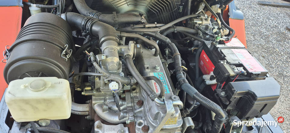 Toyota 8FGF25 2015 4750 mth PozycjonerPrzesuw Małkinia Górna