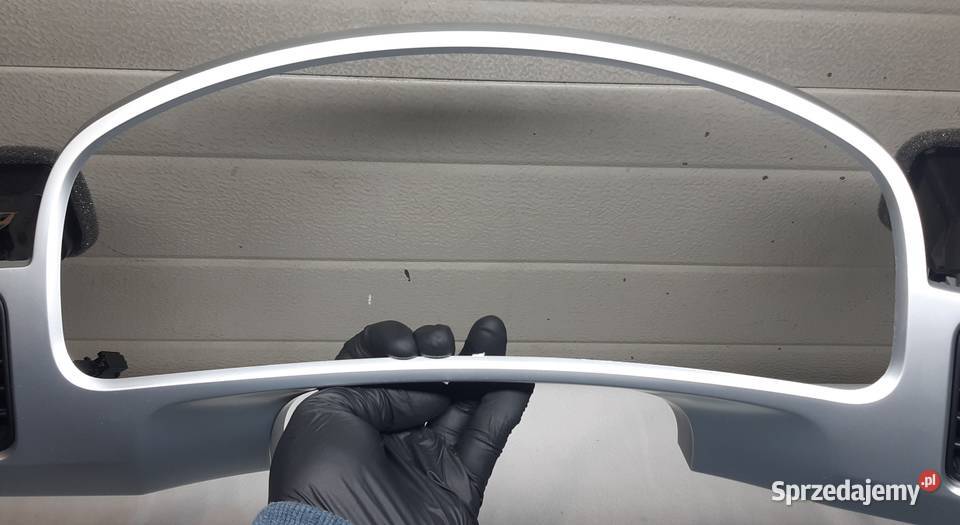 OBUDOWA DEKOR RAMKA ZEGARÓW VW TOUAREG 7P Mielęcin