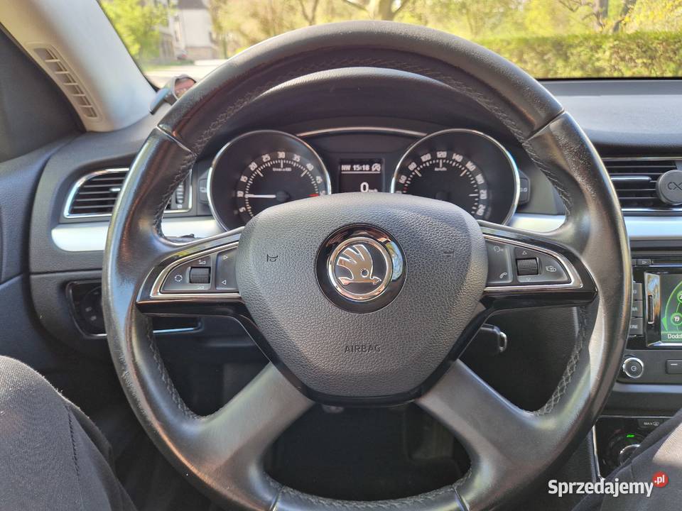 Skoda Superb II FL Elegance kombi 20 TDI 140 reflektory ksenonowe Boruszowice