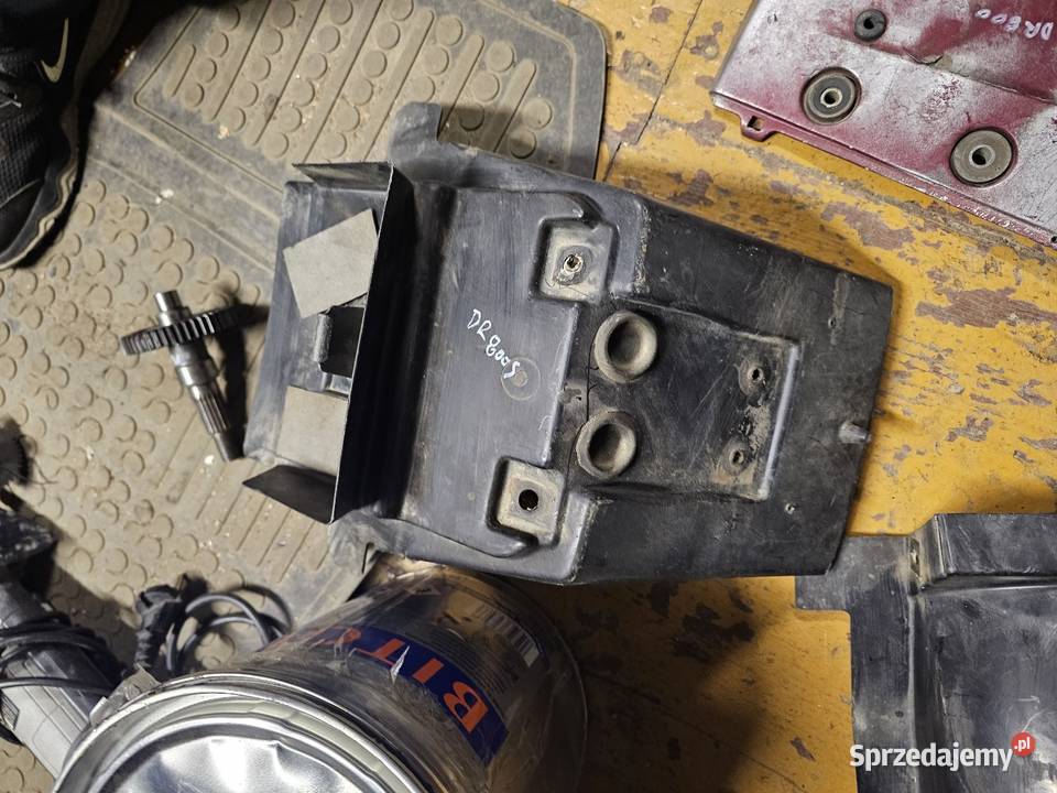 Suzuki DR 750 800 błotnik plastik nadkole Błotniki motocyklowe dolnośląskie Jelenia Góra