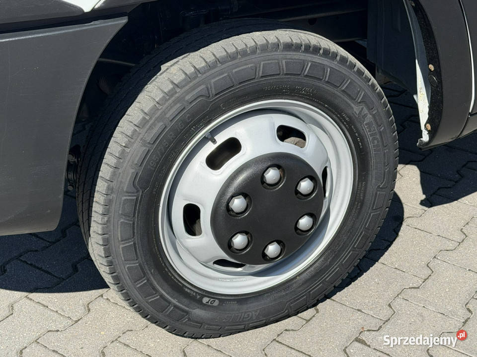 Iveco Daily 35C15 50C15 DMC 35t 30150 Wywrotka Samochody dostawcze Widełki
