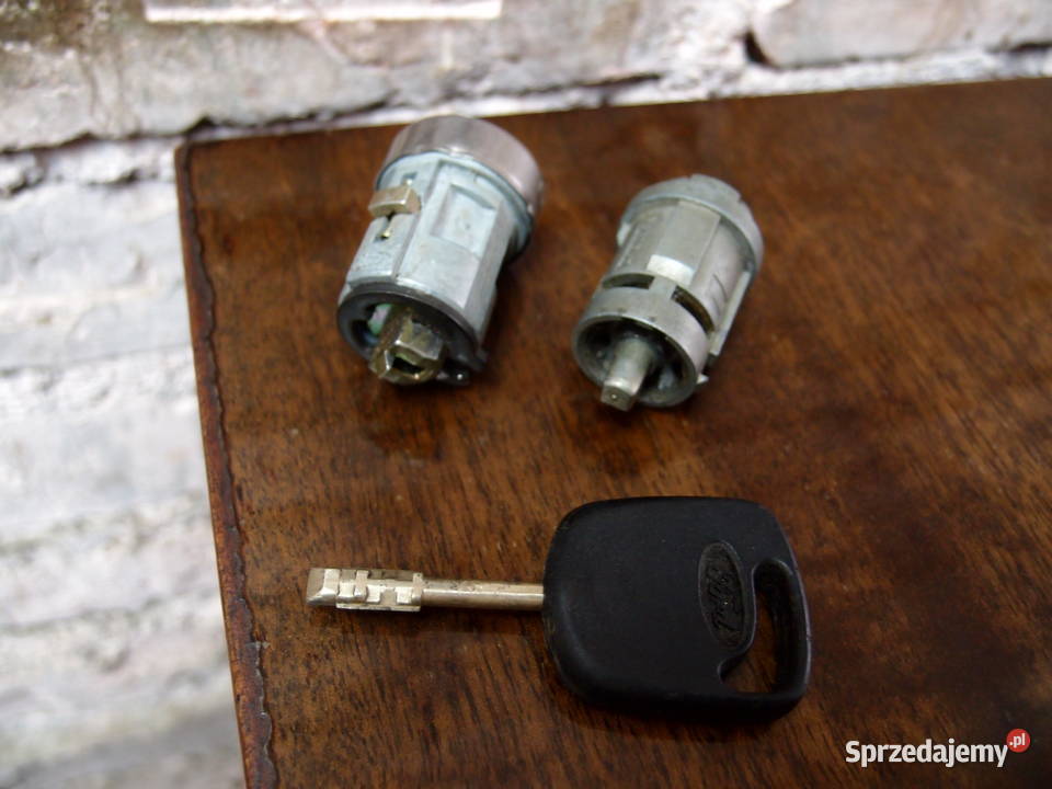 wkładka drzwi L i wkładka stacyjki Ford Focus osobowe