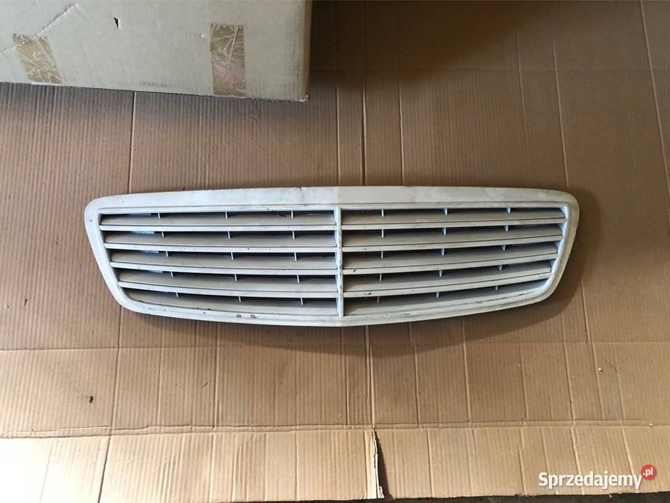ATRAPA GRILL A2208800383 MercedesBenz Sklasa IV Kozy