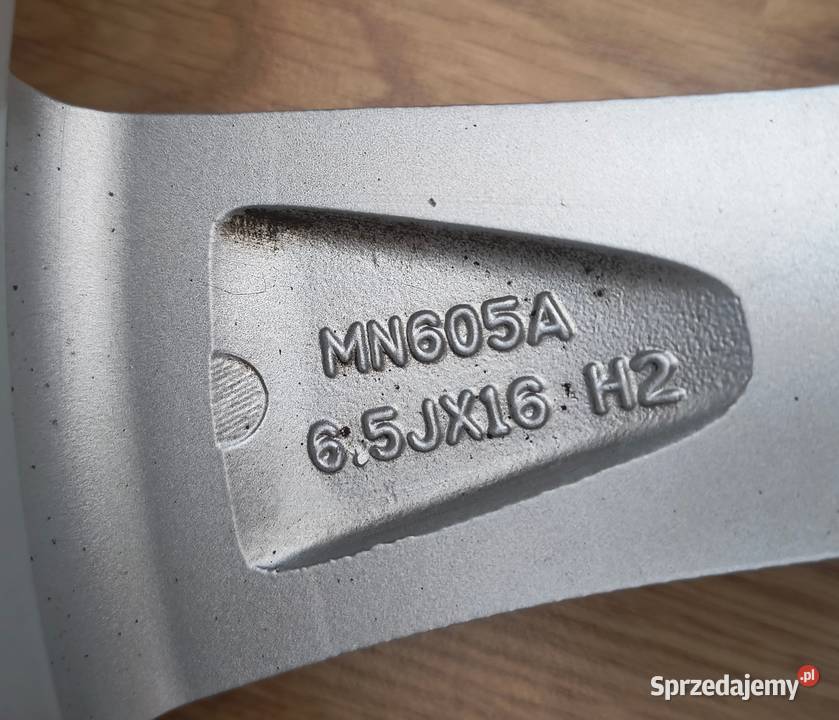 Felgi aluminiowe 4 Chorzów sprzedam