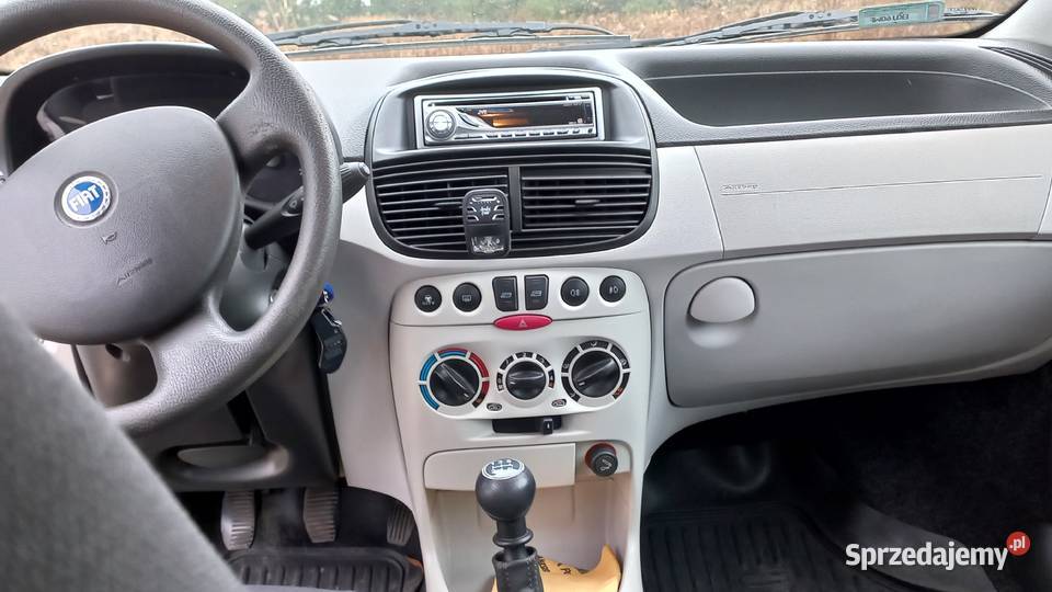 Fiat Punto II FL Dynamic 12 16V moc 80 2004 5 dr