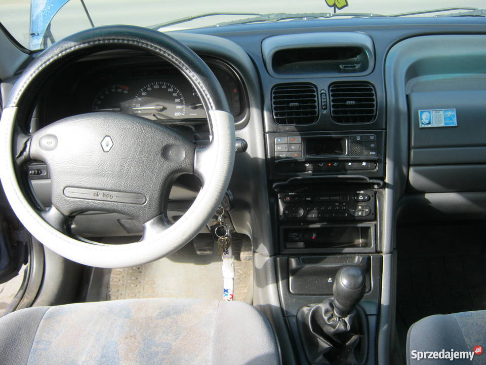 RENAULT LAGUNA KOMBI 20 KAT 1997 granatowy zachodniopomorskie Koszalin