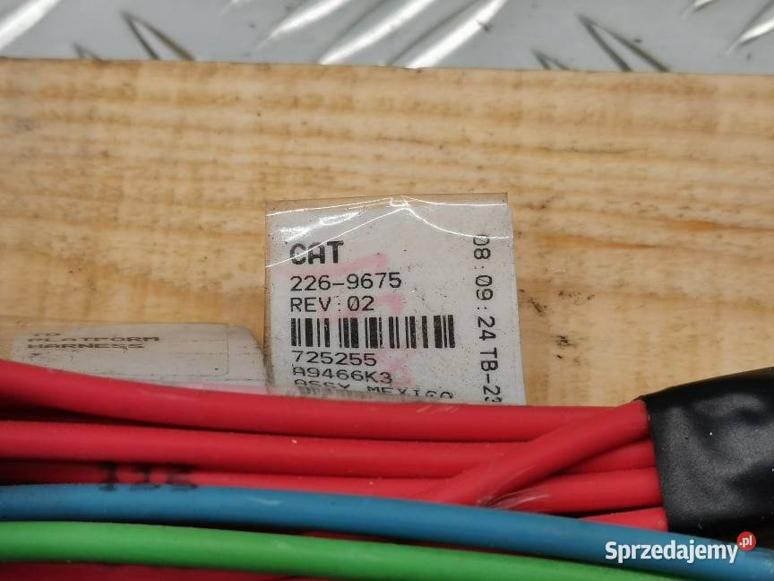 Skrzynka bezpieczników z wiązką Cat 2269675 Wilkowo sprzedam